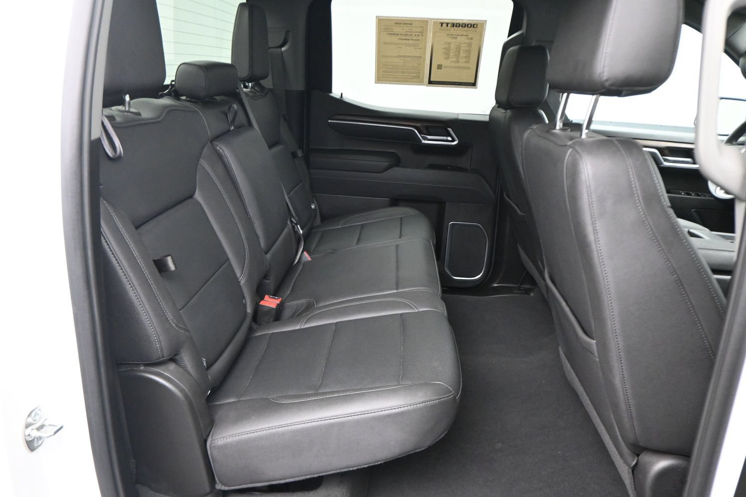 Used 2026 GMC Sierra 1500 SLT RWD image 10