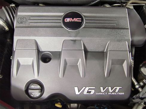 Used 2017 GMC Terrain SLT w/ Open Road Package image 28