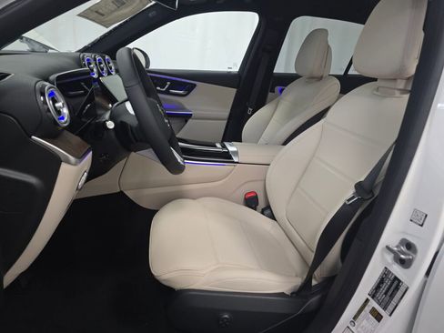 New 2026 Mercedes-Benz GLC 300 4MATIC image 13