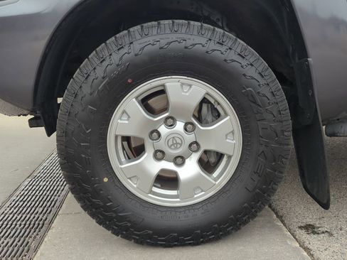 Used 2013 Toyota Tacoma w/ TRD Off-Road Pkg image 13