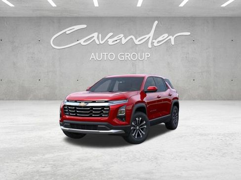 New 2027 Chevrolet Equinox LT w/ Convenience Package II FWD image 8