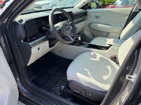 Used 2024 Hyundai Kona SEL FWD image 12