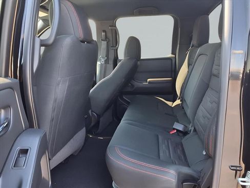 Used 2023 Nissan Frontier PRO-4X w/ Technology Package image 22