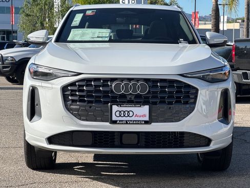 New 2025 Audi Q5 Premium Plus image 6