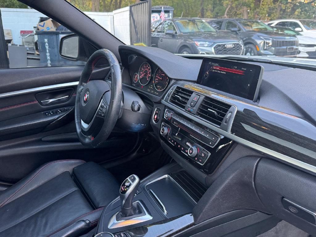 Used 2016 BMW 328i xDrive Sedan AWD/4WD image 26
