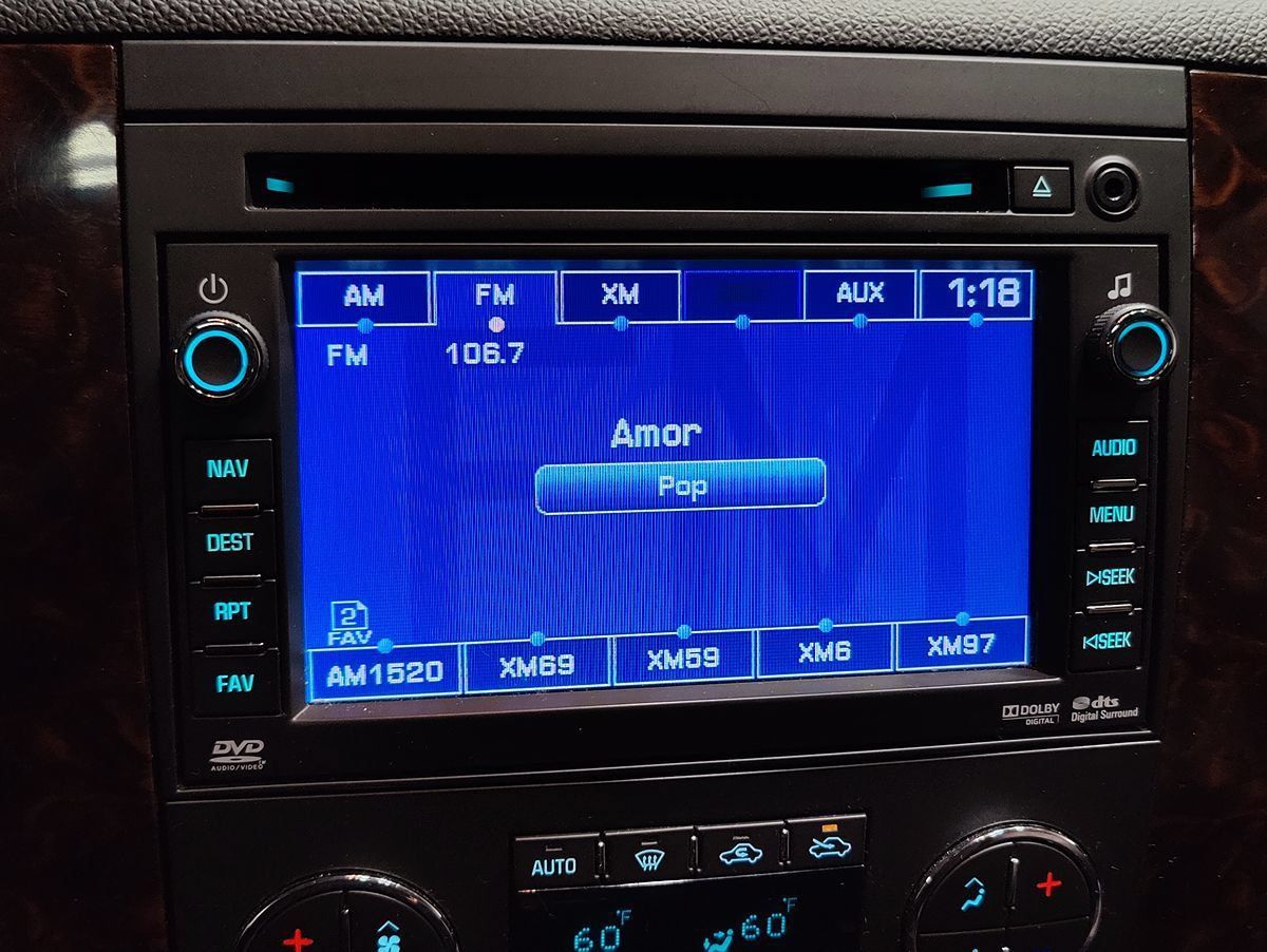 Used 2011 GMC Sierra 2500 Denali AWD/4WD image 40