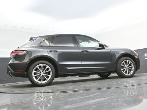 New 2025 Porsche Macan image 36