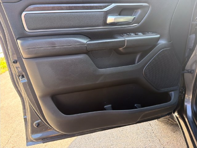 Used 2022 RAM 1500 Big Horn AWD/4WD image 12