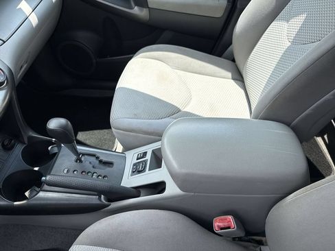 Used 2012 Toyota RAV4 4WD w/ Upgrade Value Pkg image 17