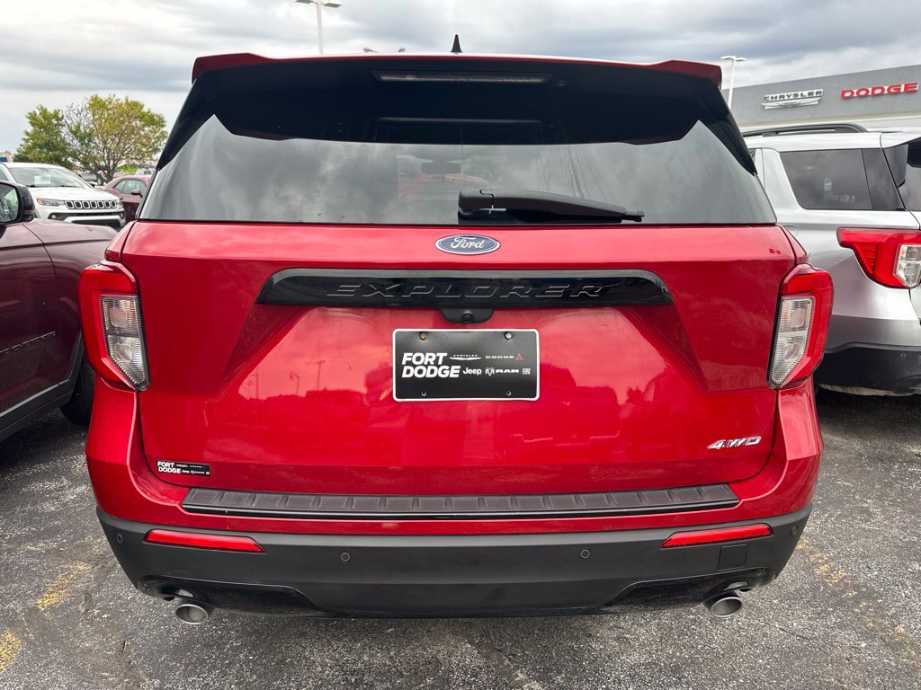 Used 2022 Ford Explorer ST-Line AWD/4WD image 3