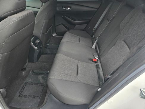 Certified 2025 Honda Accord SE image 15