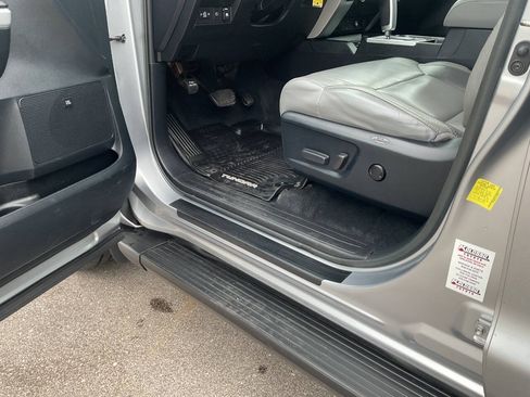 Used 2018 Toyota Tundra Limited w/ Limited Premium Package AWD/4WD image 35