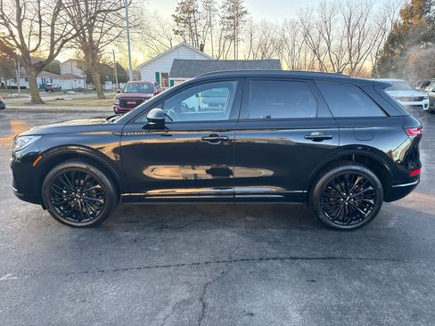 Used 2023 Lincoln Corsair Reserve w/ Equipment Group 201A image 6