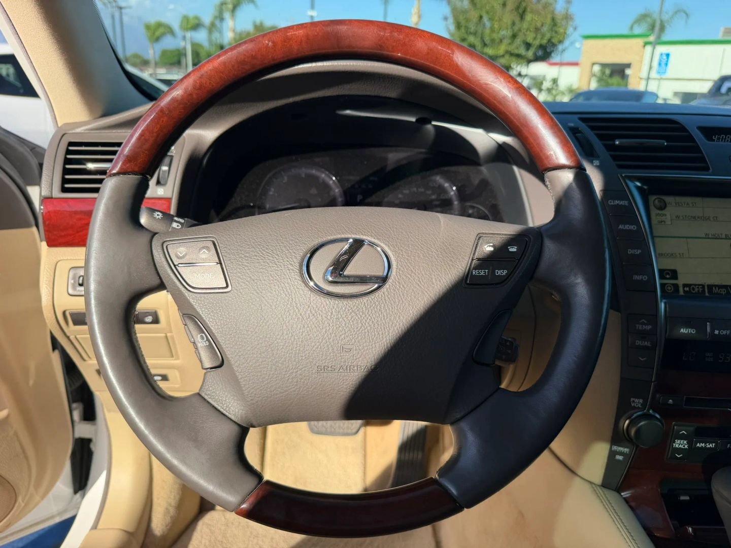 Used 2007 Lexus LS 460 RWD image 22