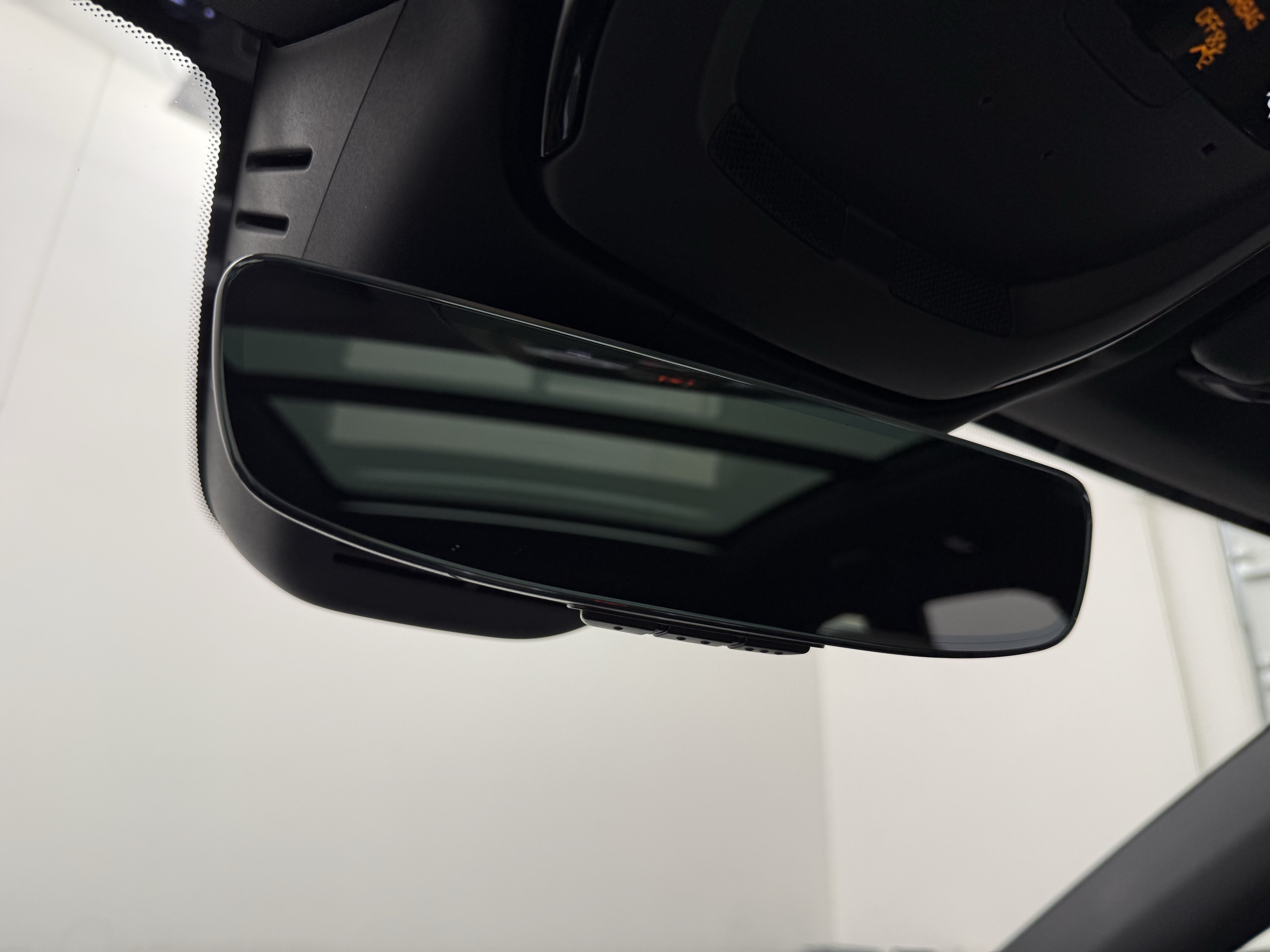 Certified 2026 Volvo XC60 B5 Plus AWD/4WD image 24