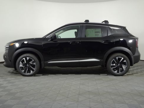 New 2026 Nissan Kicks SV w/ SV Premium Package image 15