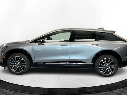 New 2025 Cadillac Optiq Sport 2 w/ LPO, Floor Liner Package