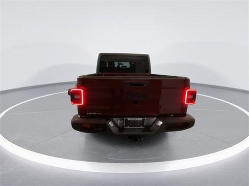 Used 2021 Jeep Gladiator Willys image 3