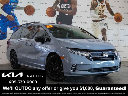 Used 2023 Honda Odyssey Sport image 1