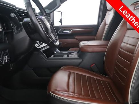 Used 2024 GMC Sierra 2500 Denali Ultimate AWD/4WD image 18