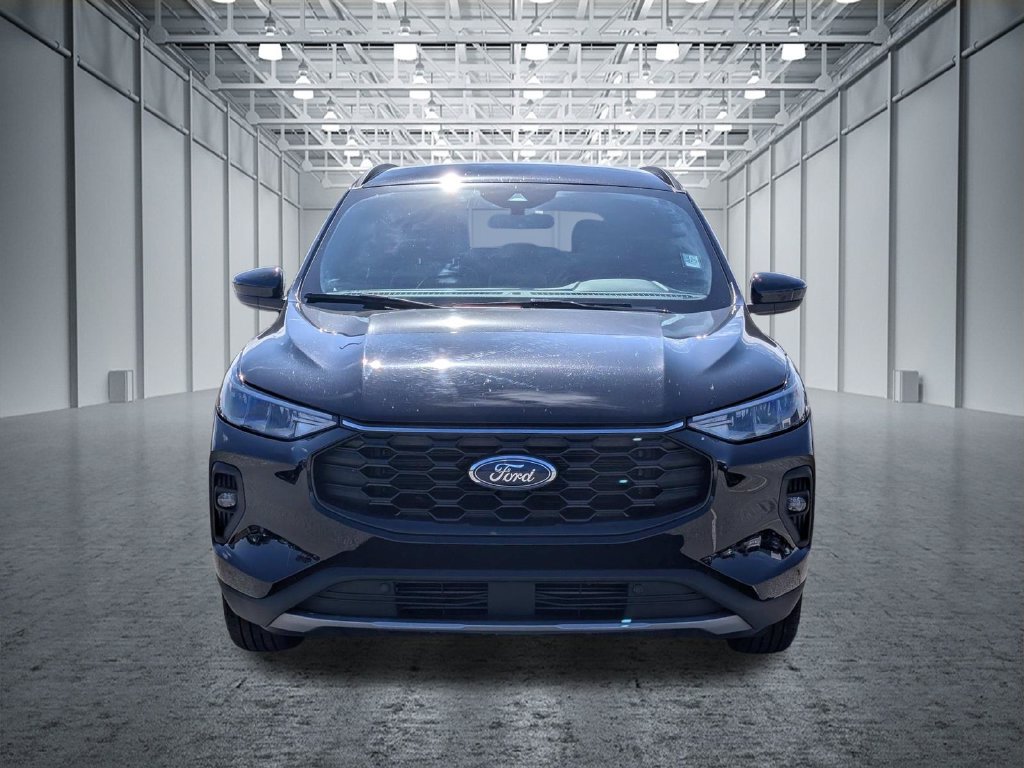 Used 2025 Ford Escape ST-Line Select AWD/4WD image 2