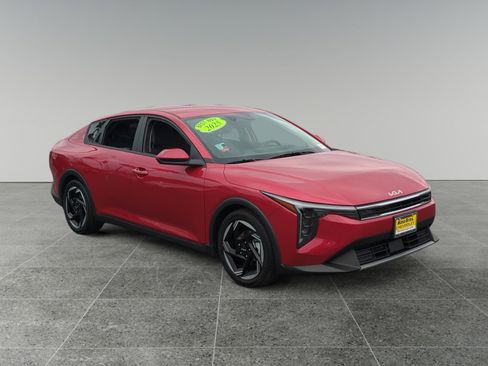 Used 2025 Kia K4 EX image 7