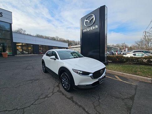 Certified 2025 MAZDA CX-30 AWD 2.5 S image 2