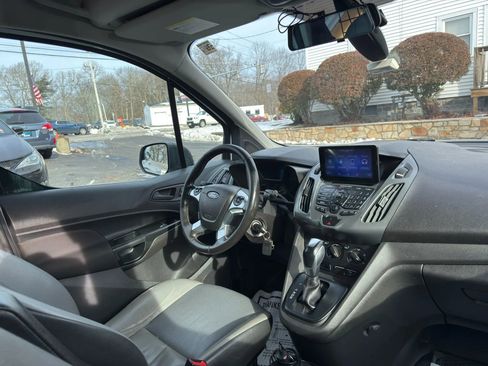 Used 2018 Ford Transit Connect XL image 26