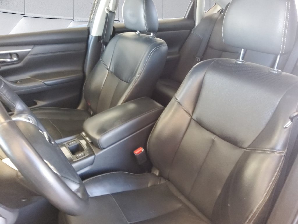 Used 2018 Nissan Altima 2.5 SL FWD image 8