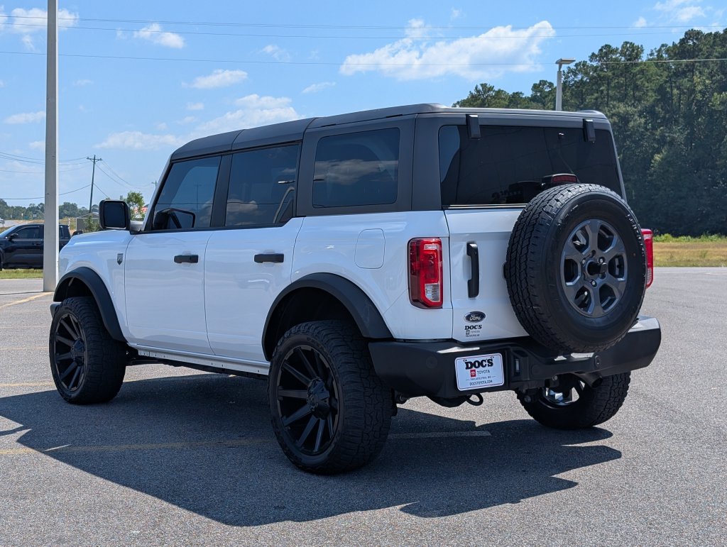 Used 2024 Ford Bronco Big Bend AWD/4WD image 3