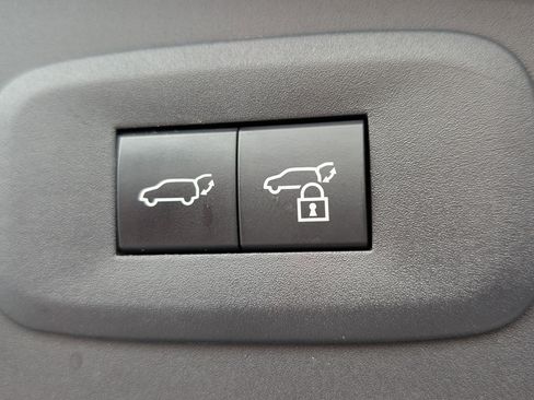 Used 2023 Lexus RZ 450e Premium w/ Technology Package image 14