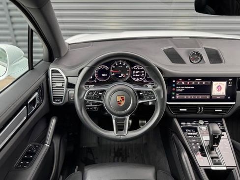 Certified 2023 Porsche Cayenne S Platinum image 18
