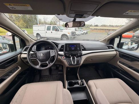 Used 2018 Honda Odyssey LX image 26