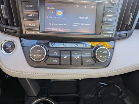 Used 2018 Toyota RAV4 XLE AWD/4WD image 26