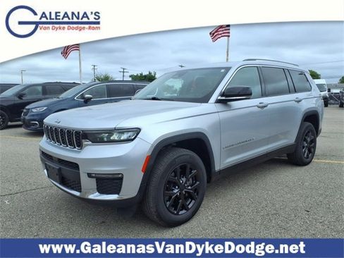 Used 2021 Jeep Grand Cherokee L Limited image 1