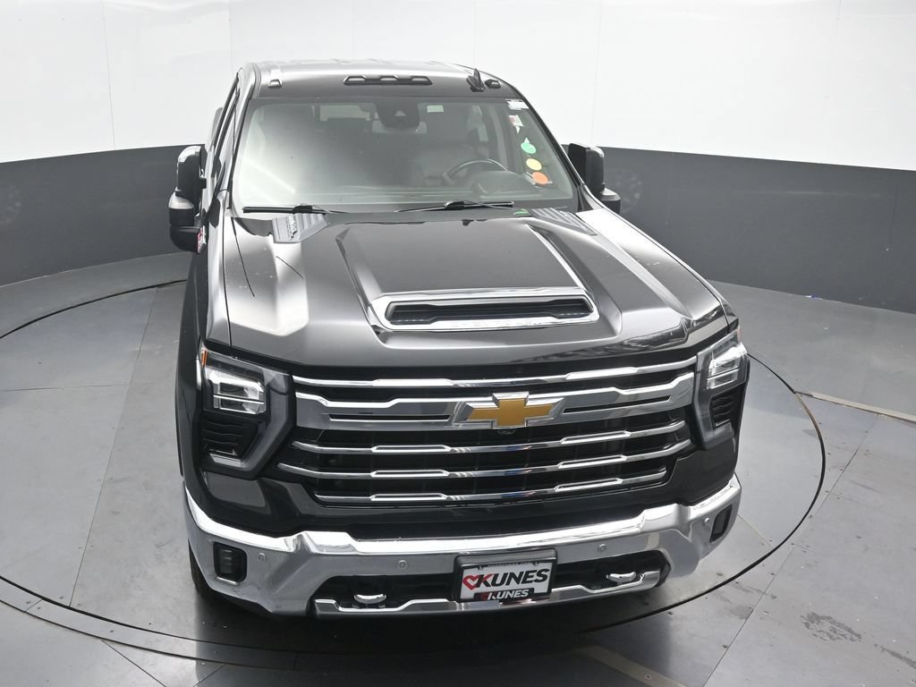 Used 2024 Chevrolet Silverado 2500 LTZ w/ LTZ Convenience Package AWD/4WD image 37
