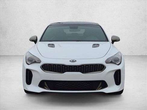 Used 2020 Kia Stinger GT-Line w/ Sun & Sound Package AWD/4WD image 2