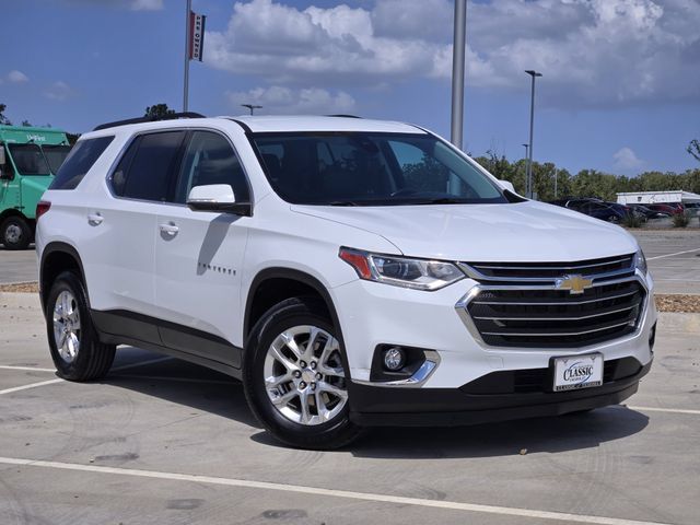 Used 2021 Chevrolet Traverse LT FWD image 1