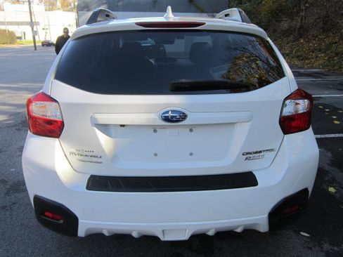 Used 2017 Subaru Crosstrek 2.0i Premium image 23