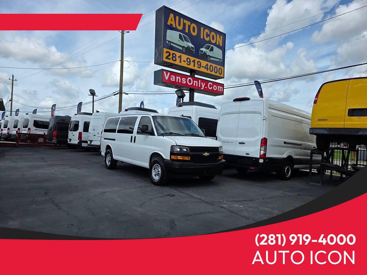 Used 2024 Chevrolet Express 3500 LS RWD image 1