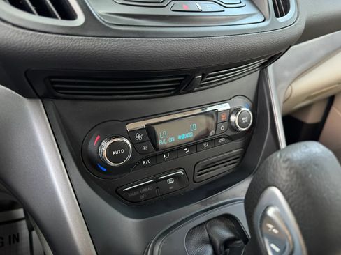 Used 2014 Ford Escape SE w/ SE Chrome Package FWD image 23