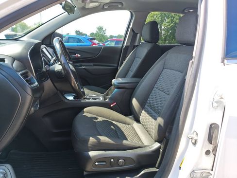 Used 2019 Chevrolet Equinox LT FWD image 10