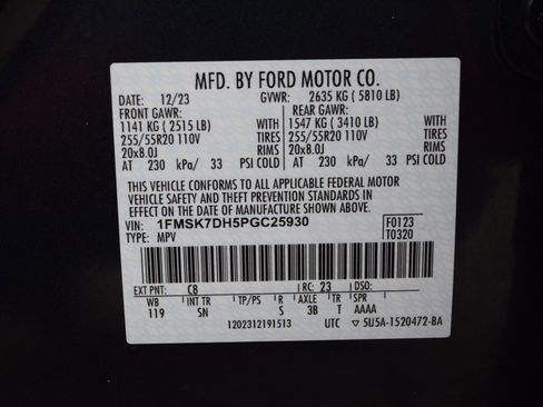 Used 2023 Ford Explorer XLT w/ Equipment Group 202A image 28