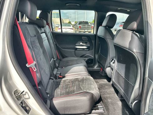 Used 2026 Mercedes-Benz GLB 35 AMG 4MATIC image 19