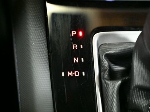 Used 2025 Subaru Forester Limited image 28