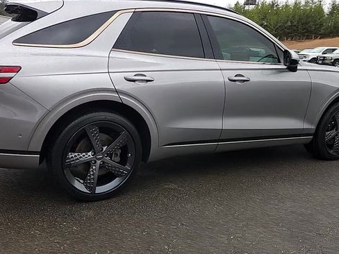 Used 2022 Genesis GV70 3.5T Sport w/ Sport Prestige Package image 7