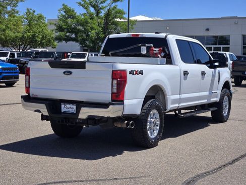 Used 2022 Ford F250 XLT AWD/4WD image 3