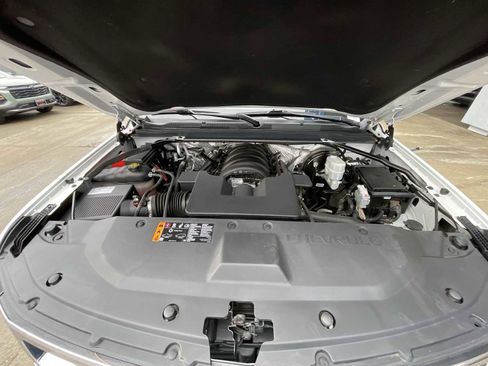 Certified 2017 Chevrolet Suburban LT w/ Max Trailering Package image 27