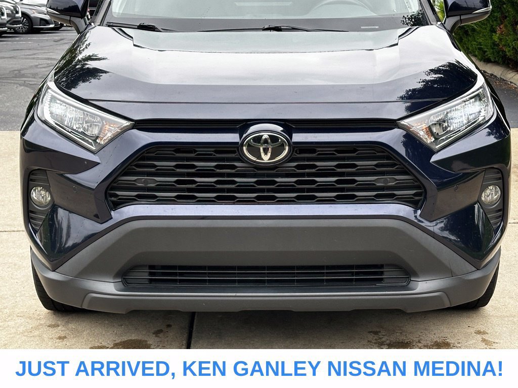 Used 2021 Toyota RAV4 XLE Premium AWD/4WD image 8