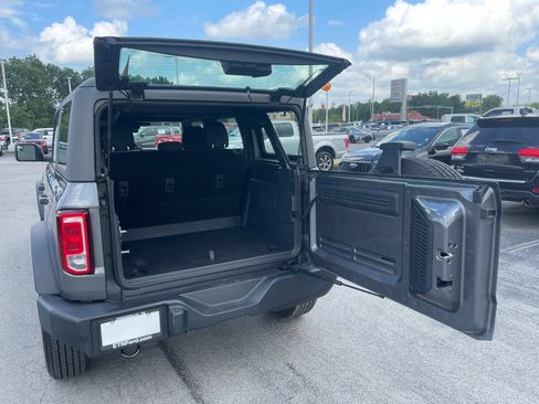 Used 2025 Ford Bronco 4-Door AWD/4WD image 17